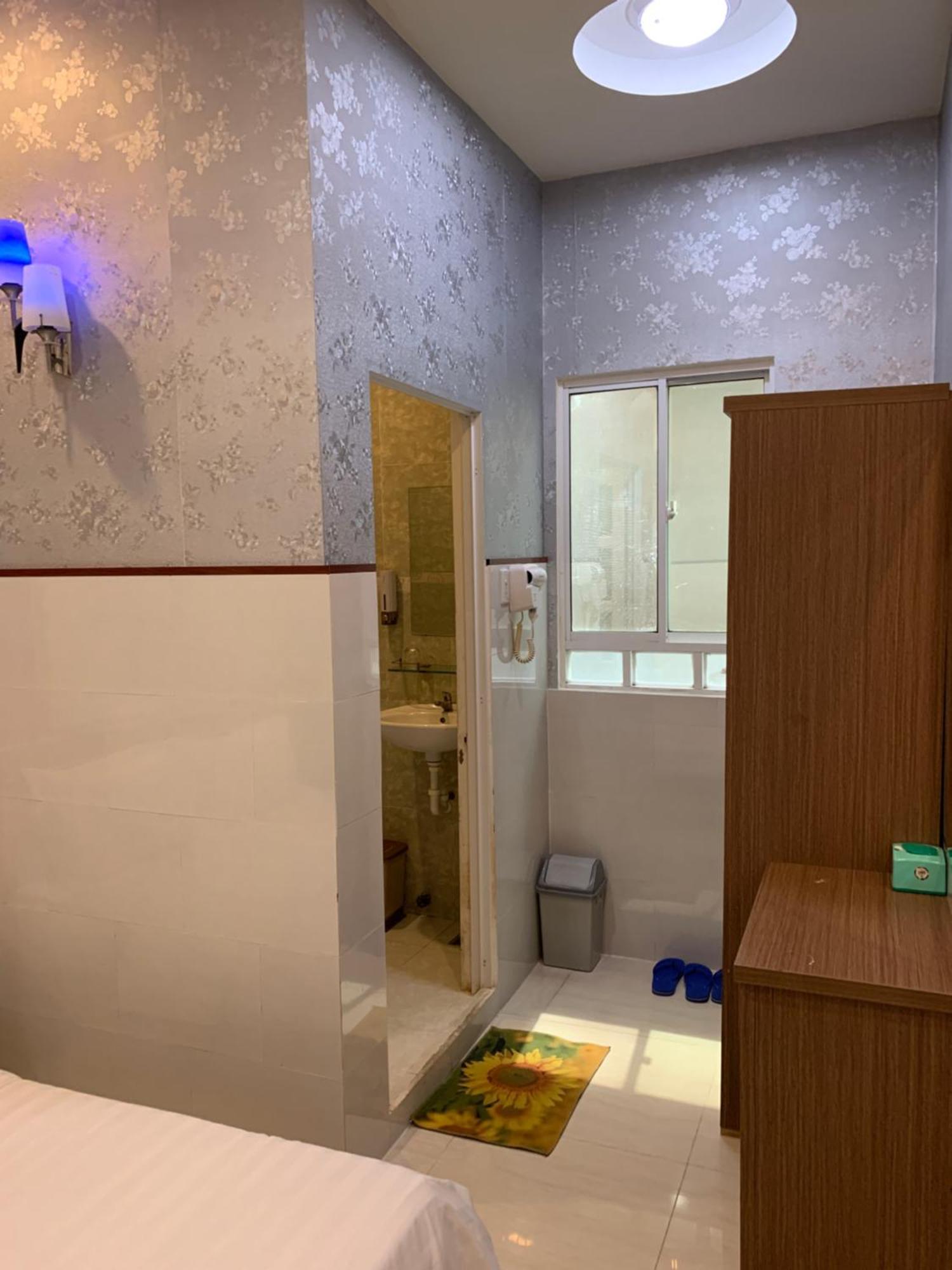 Khach San Kim Hung 2 Hotel Bac Lieu Bagian luar foto
