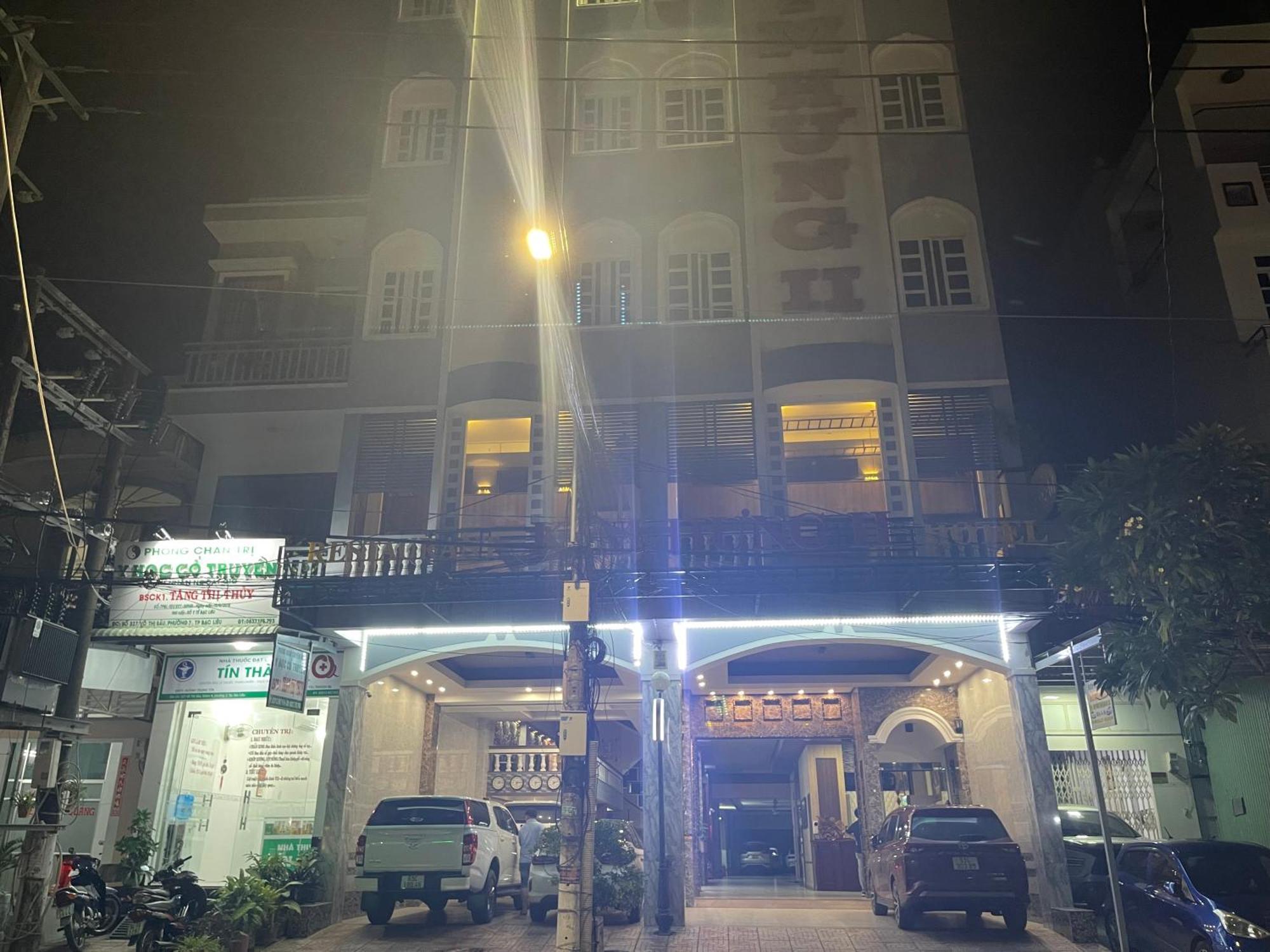 Khach San Kim Hung 2 Hotel Bac Lieu Bagian luar foto