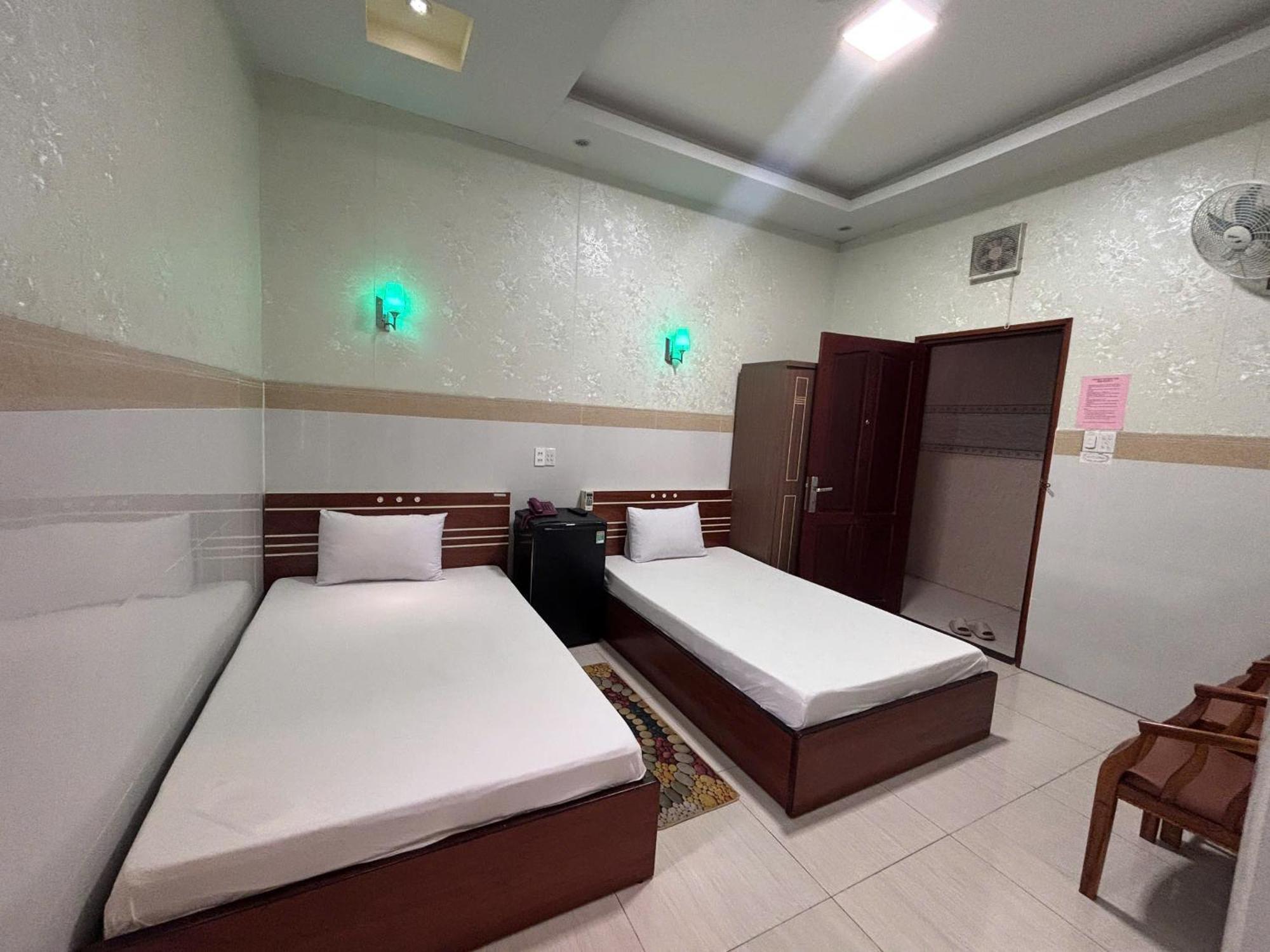 Khach San Kim Hung 2 Hotel Bac Lieu Bagian luar foto